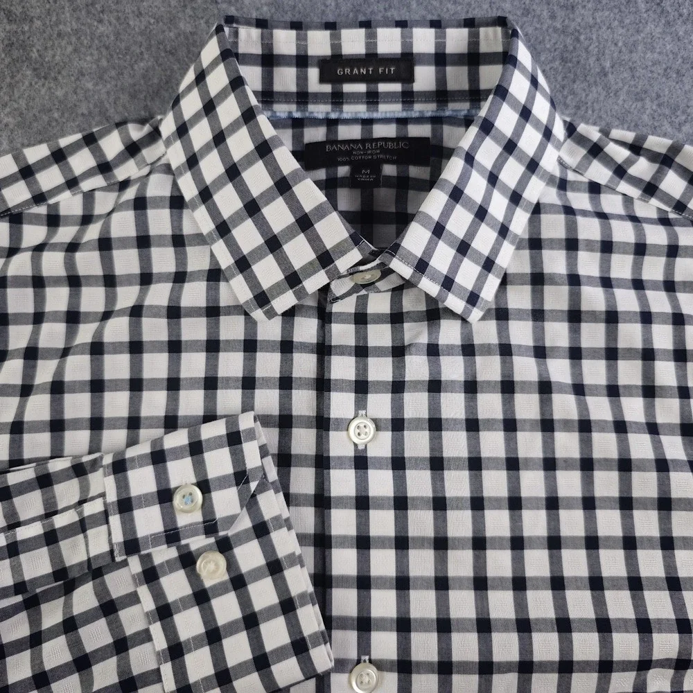 Banana Republic Shirt Mens Medium Grant Fit Non Iron Stretch White Blue Check